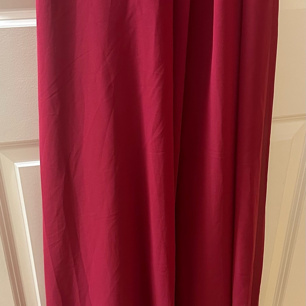 Formal women’s dress size 6 burgundy - Picture 5 of 6